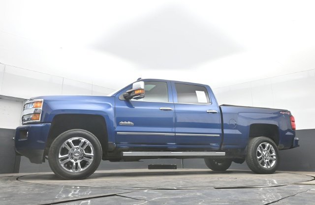 Used 2017 Chevrolet Silverado 2500 High Country w/ Duramax Plus Package AWD/4WD image 45