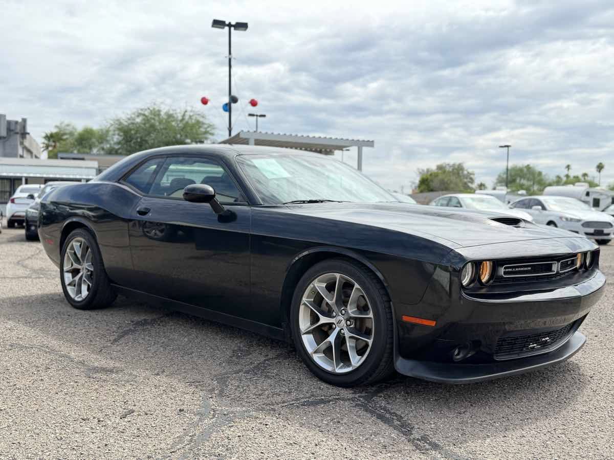 Used 2022 Dodge Challenger GT RWD image 3