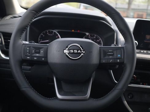 New 2026 Nissan Rogue SV image 7