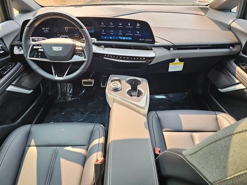 New 2026 Cadillac Optiq Sport 1 AWD/4WD image 17
