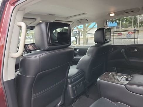 Used 2023 Nissan Armada Platinum w/ Captain's Chairs Package image 10