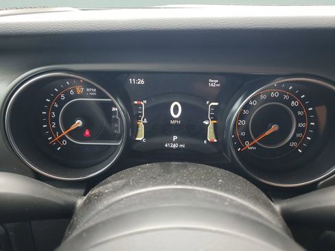 Used 2021 Jeep Gladiator Sport AWD/4WD image 23