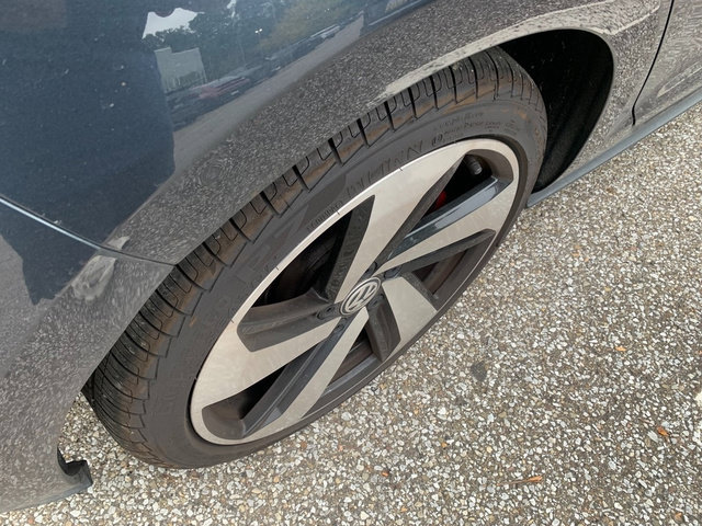 Used 2021 Volkswagen GTI S FWD image 5
