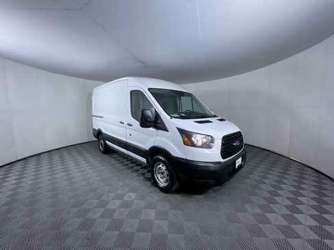 Used 2019 Ford Transit 250 130 Medium Roof image 2