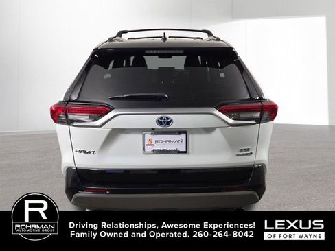 Used 2024 Toyota RAV4 XSE w/ Weather Package AWD/4WD image 9