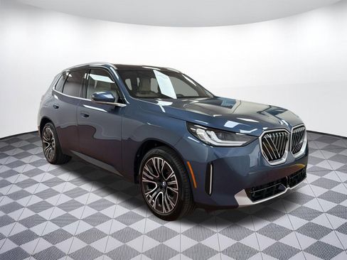 Used 2026 BMW X3 xDrive30 w/ Premium Package image 7