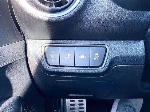 Used 2021 Kia Forte GT-Line image 32