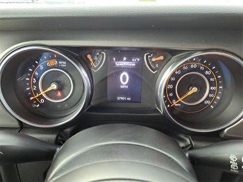 Used 2023 Jeep Wrangler Sport S image 20