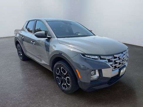 Used 2022 Hyundai Santa Cruz SEL w/ Cargo Package image 3