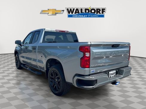 Used 2025 Chevrolet Silverado 1500 Custom w/ Turbomax Blackout Package RWD image 4