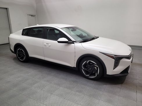 Used 2025 Kia K4 EX FWD image 11
