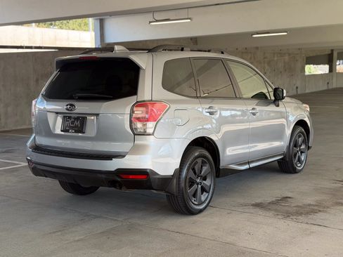 Used 2018 Subaru Forester 2.5i Premium AWD/4WD image 5