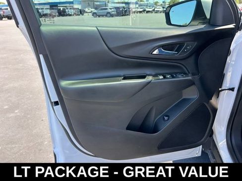 Used 2024 Chevrolet Equinox LT FWD image 12