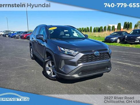 Used 2022 Toyota RAV4 XLE w/ Convenience Package AWD/4WD image 1