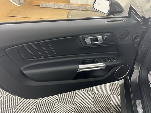Used 2019 Ford Mustang Premium RWD image 14