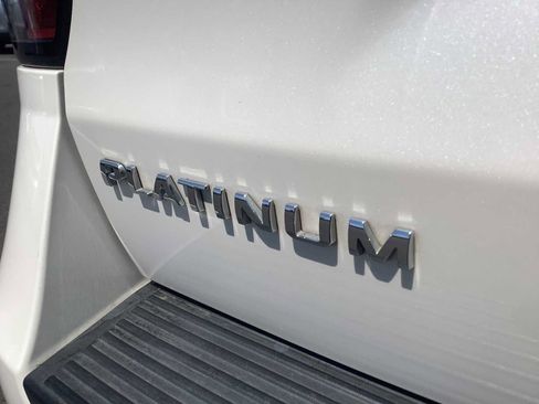 Used 2018 Ford Expedition Max Platinum AWD/4WD image 6