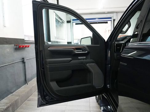 Used 2023 GMC Sierra 1500 Denali AWD/4WD image 10