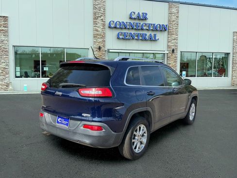 Used 2014 Jeep Cherokee Latitude AWD/4WD image 4