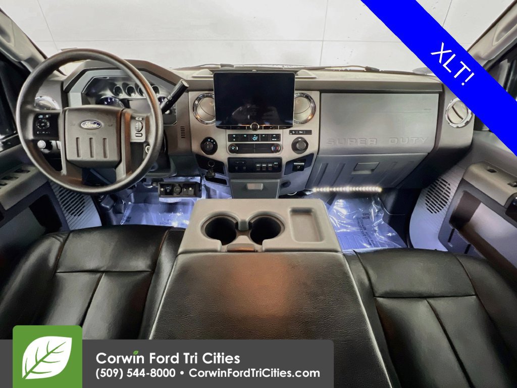 Used 2014 Ford F350 XLT w/ XLT Premium Package AWD/4WD image 6