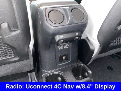 Used 2021 Jeep Gladiator Mojave AWD/4WD image 13