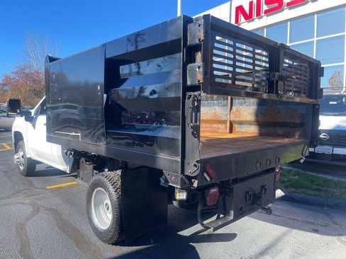 Used 2020 Chevrolet Silverado 3500 W/T w/ WT Convenience Package image 3