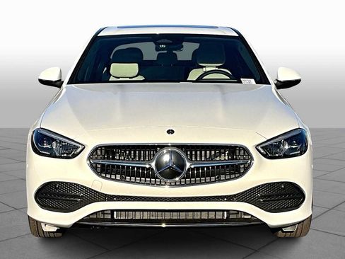 Used 2025 Mercedes-Benz C 300 4MATIC Sedan image 3