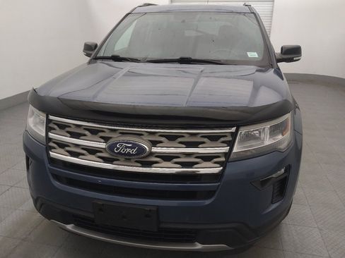 Used 2018 Ford Explorer XLT w/ Equipment Group 202A FWD image 15