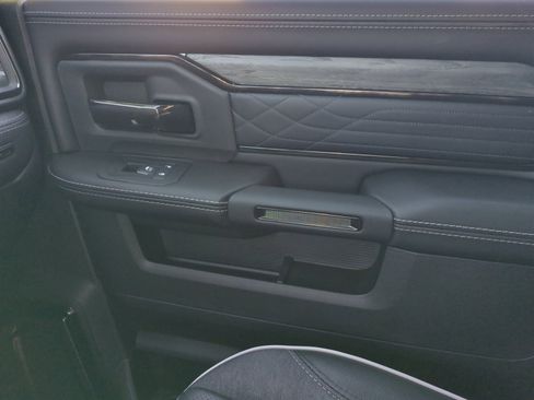 New 2025 RAM 3500 Limited image 16