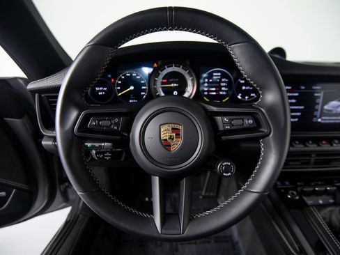 Certified 2022 Porsche 911 GT3 image 18