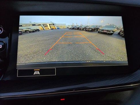 Used 2022 Buick Envision Essence w/ Sport Touring Package image 13