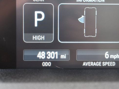 Used 2024 INEOS Grenadier Station Wagon AWD/4WD image 32