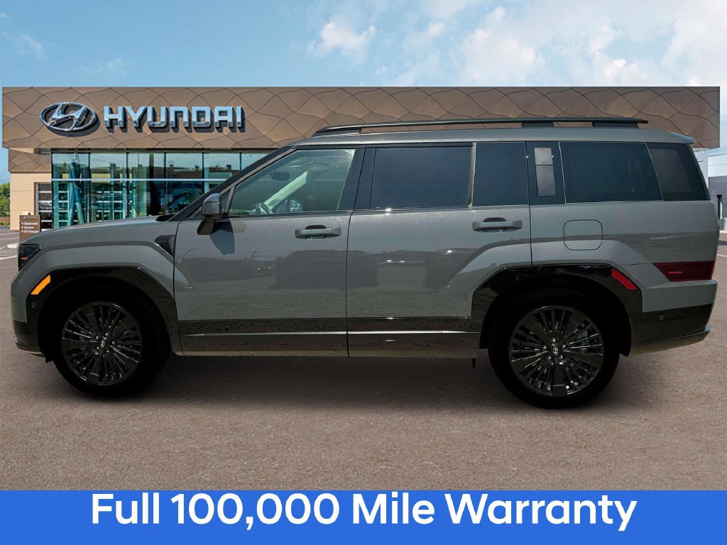 Used 2025 Hyundai Santa Fe Calligraphy FWD image 3