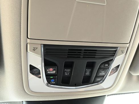 Used 2022 Acura MDX SH-AWD w/Technology Package image 36