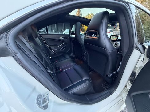 Used 2016 Mercedes-Benz CLA 250 image 12