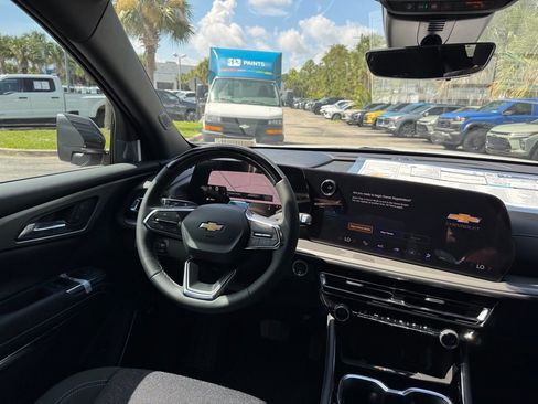 New 2026 Chevrolet Traverse LT w/ Enhanced Driving Package image 23