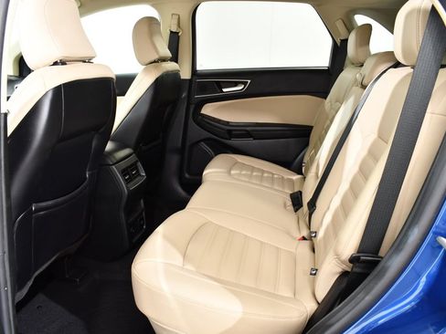 Used 2023 Ford Edge SEL w/ Convenience Package AWD/4WD image 16