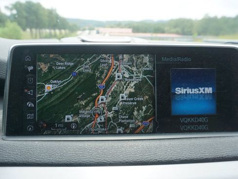 Used 2017 BMW X5 xDrive40e AWD/4WD image 11