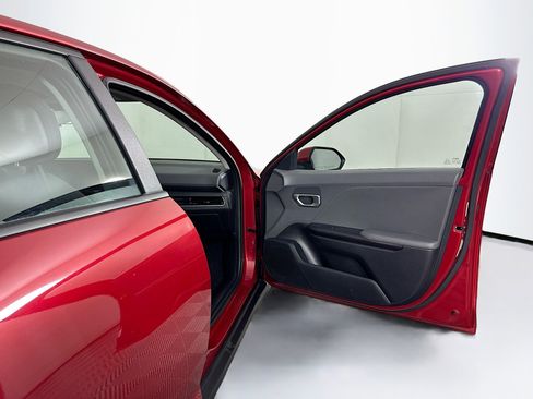 Used 2025 Kia K4 LXS image 31