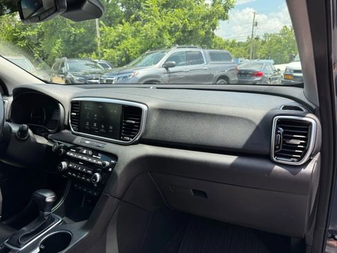 Used 2021 Kia Sportage EX w/ EX Technology Package image 15