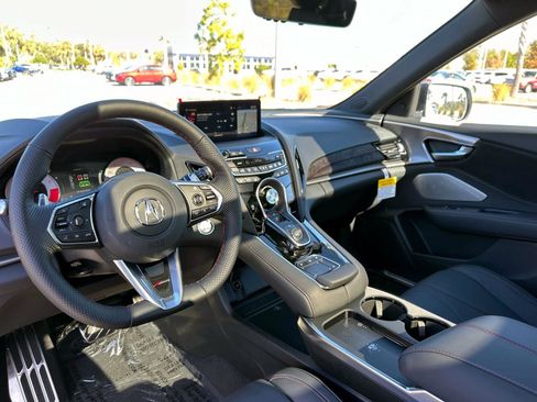 Used 2025 Acura RDX A-Spec image 16
