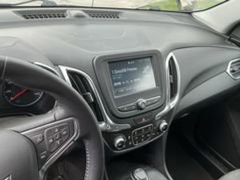 Used 2018 Chevrolet Equinox LT FWD image 14