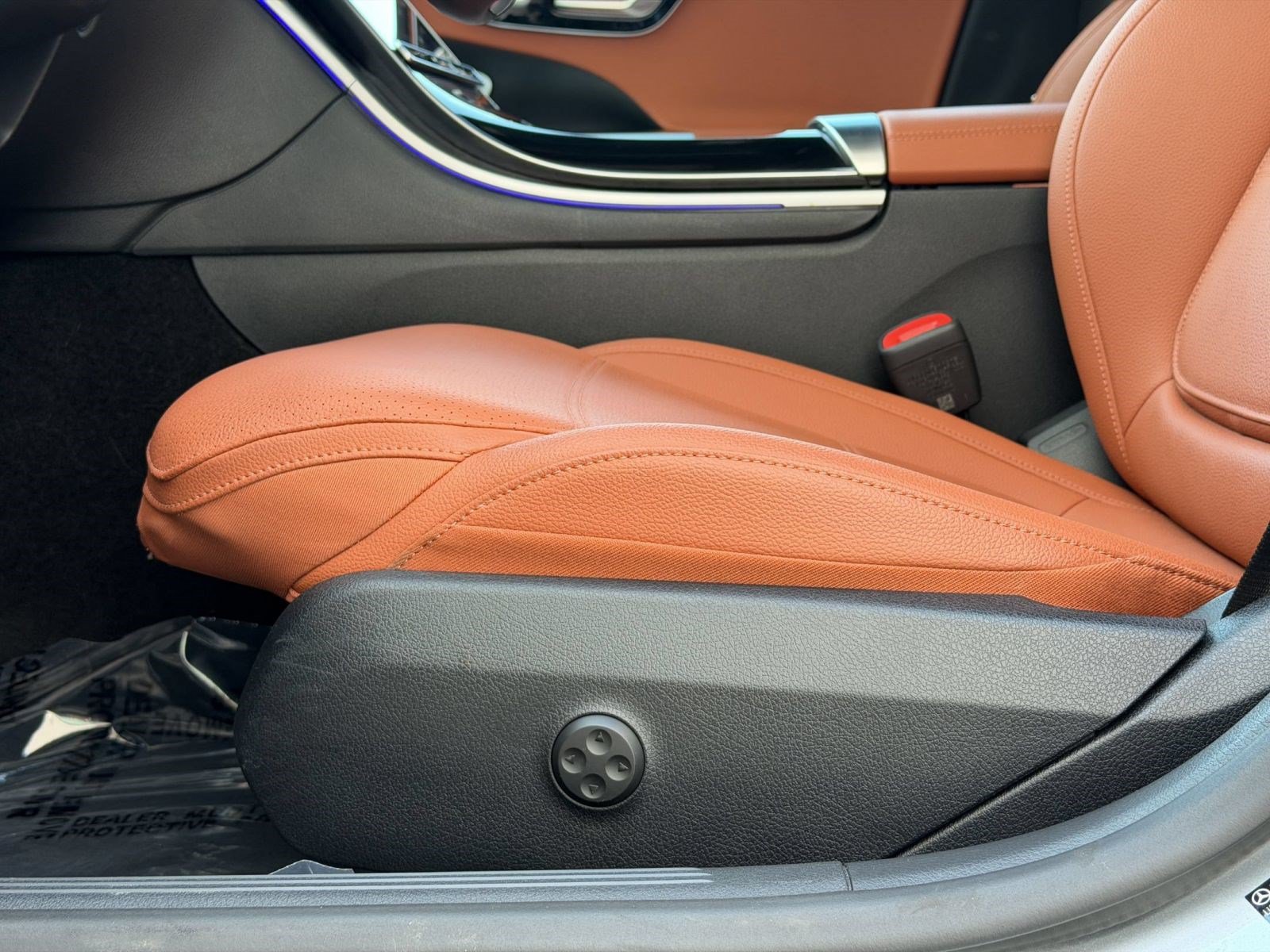 Certified 2026 Mercedes-Benz C 300 4MATIC Sedan image 15