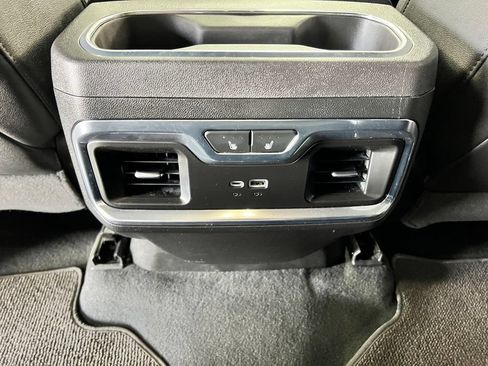 Used 2024 Chevrolet Silverado 1500 High Country w/ Technology Package AWD/4WD image 22