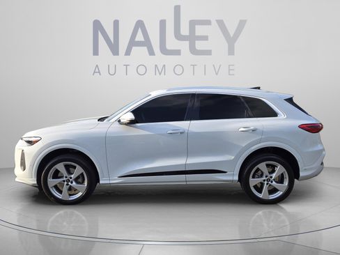 Used 2025 Audi Q5 Premium Plus AWD/4WD image 2