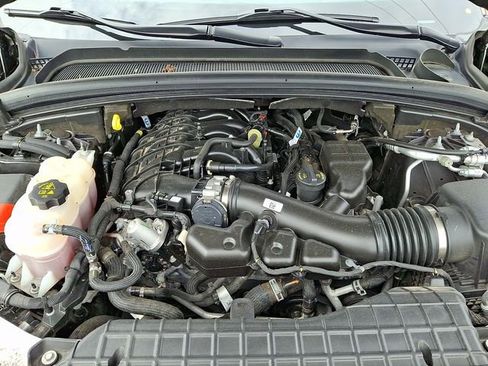 Used 2023 Jeep Grand Cherokee Altitude AWD/4WD image 28