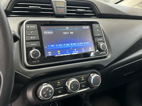 Used 2025 Nissan Versa S w/ Trunk Package FWD image 19