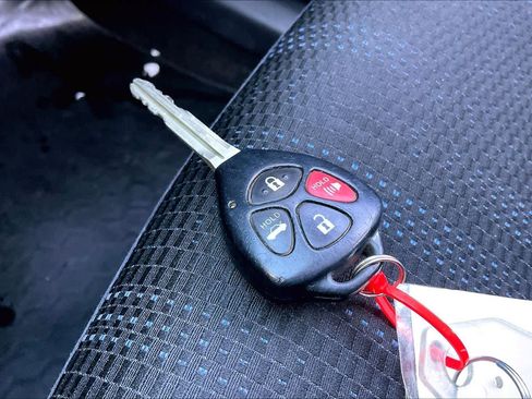 Used 2011 Toyota Corolla S image 14