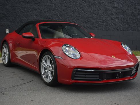 Certified 2021 Porsche 911 Carrera RWD image 9