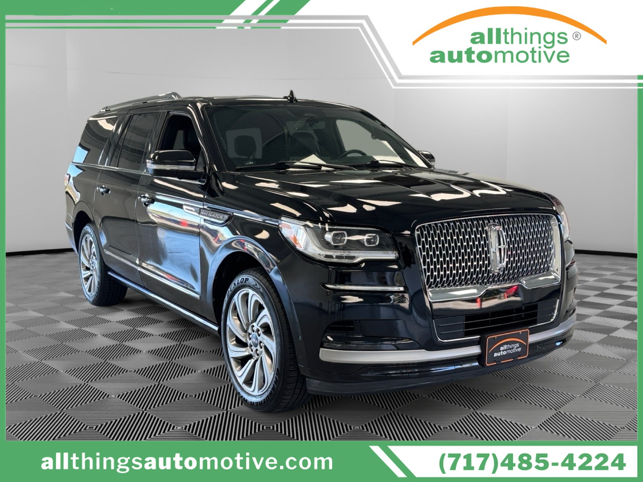 Used 2022 Lincoln Navigator L 4WD image 1