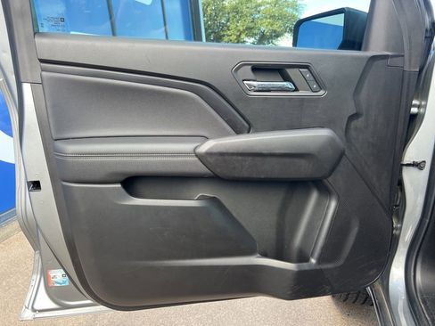 Used 2023 Chevrolet Colorado LT w/ LT Convenience Package II image 22